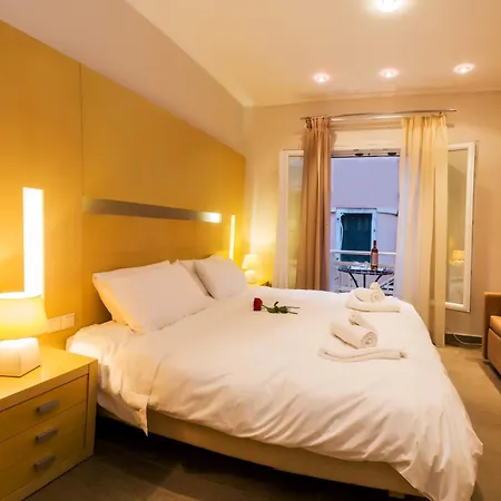 アパート The Golden Nest コルフ島